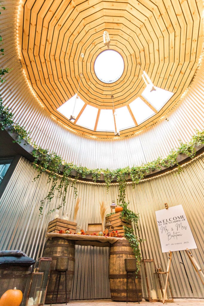 decorative shot of cairns farm estate enterance silo